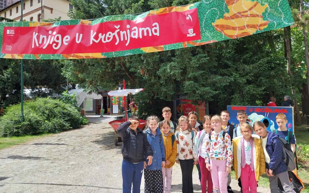 Knjige u krošnjama